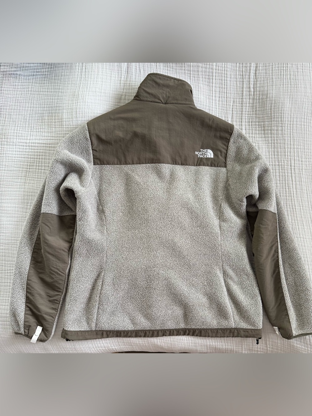The North Face Women’s Fleece Jacket - Picture 2 of 6